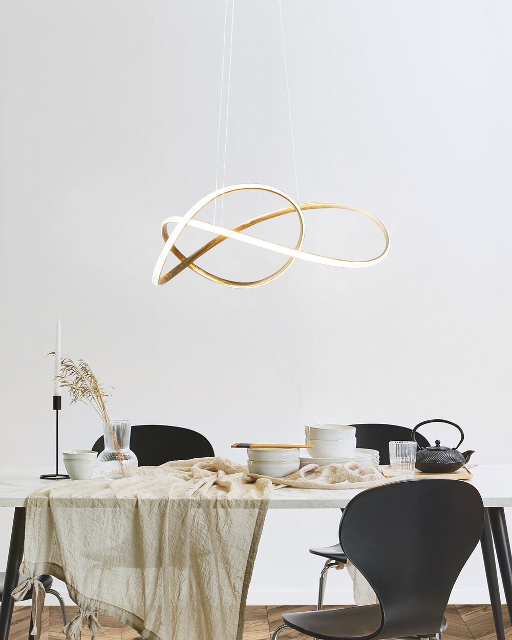 Twisted Modern LED Luxury Ceiling Light – Taklampa (Gold) – Exklusiv belysning från Lumixy